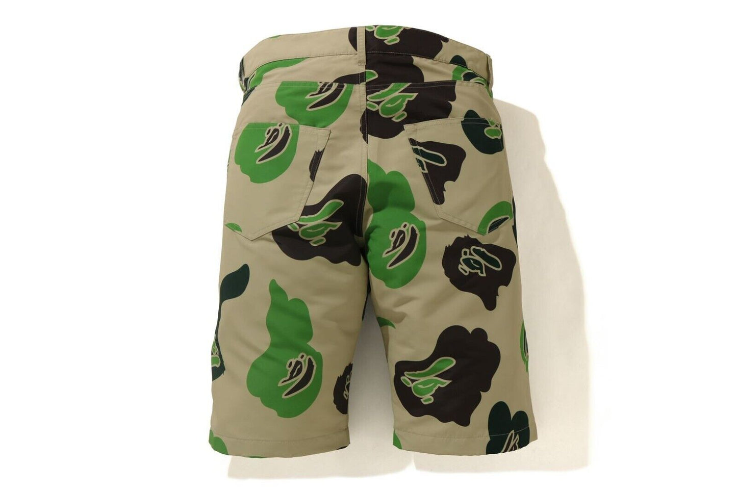 A BATHING APE BAPE DEF CAMO WIDE SHORTS BEIGE 1H30153022